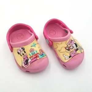 Crocs Disney Minnie Mouse Airplane Sunglasses Travel Sandal Clog 4T 5T